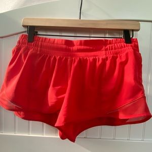 Lululemon Hotty Hot shorts
